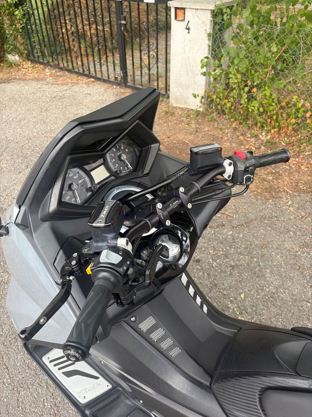Yamaha Scooters: Tmax 530 2016 – D'occasion à Vessy par matzou 4