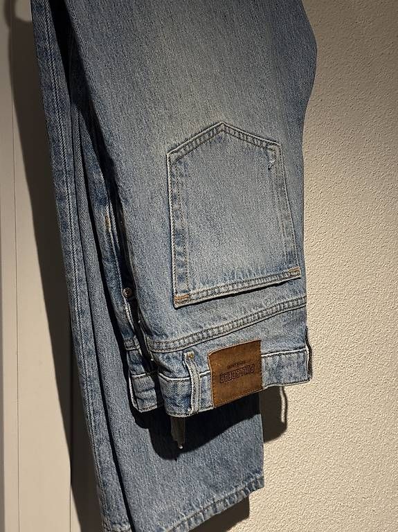 Jeans: Jeans Pull & Bear 42 – D'occasion à Triengen par Ike67