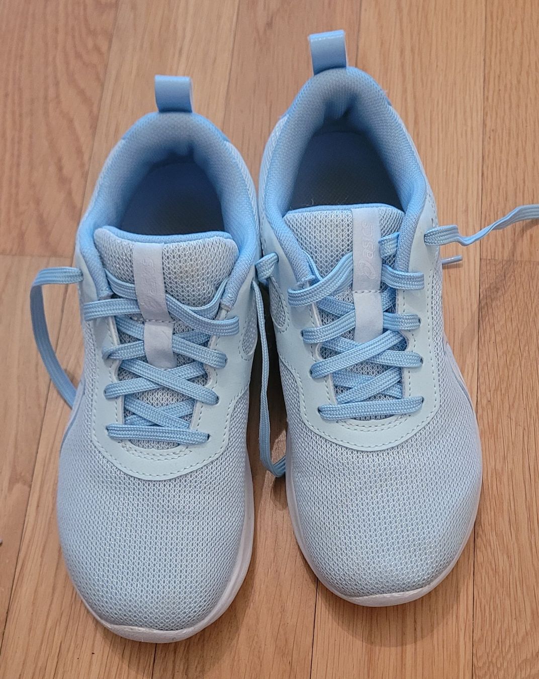 Asics Chaussures garçon: Asics Turnschuhe, hellblau, Gr 35, Neuwertig! – D'occasion à Staefa par MatLukM. 3