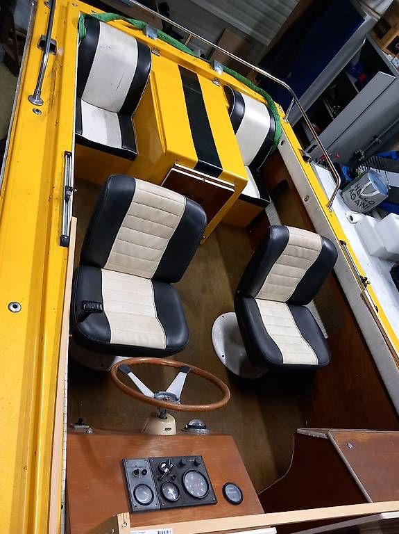Schweizer Bateaux Barche: Motorboot für Restauration oder Export – Usato da Altendorf venduto da fre_mb2h 4