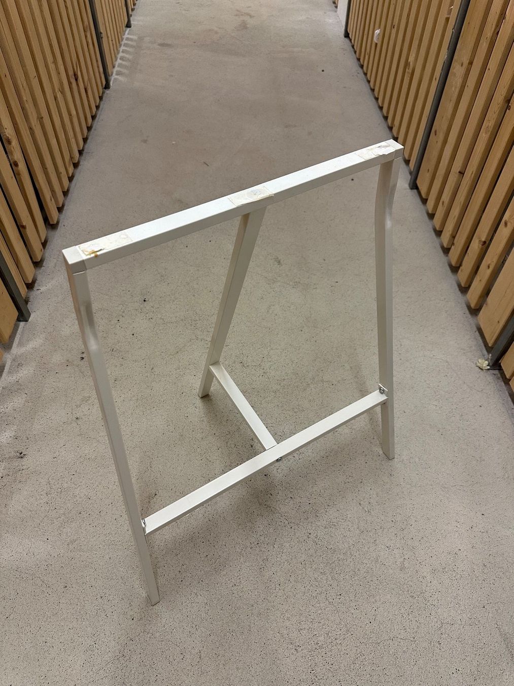 Ikea Tavoli: 2x Ikea weisse Tisch – Usato da Zürich venduto da e_kunz 4
