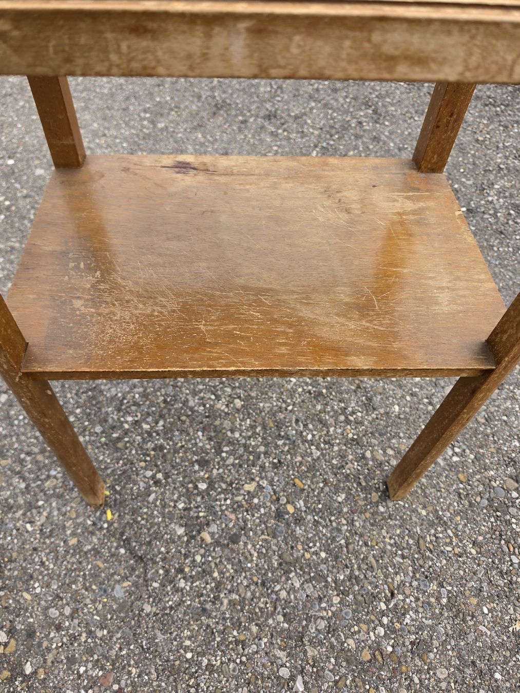 Tavoli: Holz Taburett / Tischchen mit Ablage, Vintage Look – Usato da Mettlen venduto da elios0888 6
