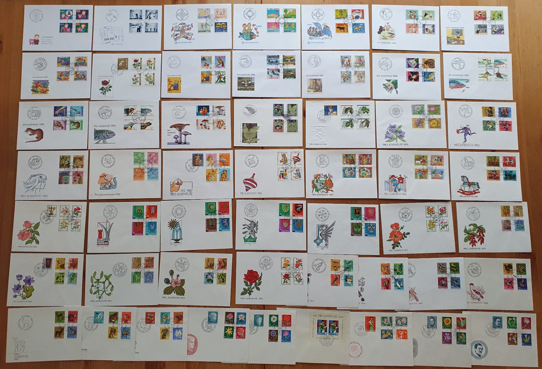 Tutti i francobolli: 52 Pro Juventute FDC 1960 - 2011 – Usato da Dällikon venduto da Minita