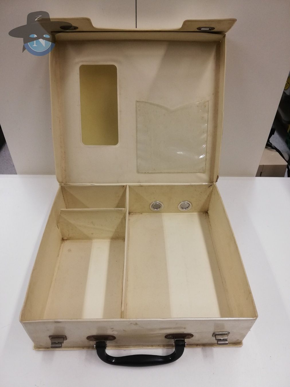 Nintendo Console: Famicom Mario Bros "Koffer" - Storage Box aus Japan – Usato da St. Gallen venduto da zorro_dc 6