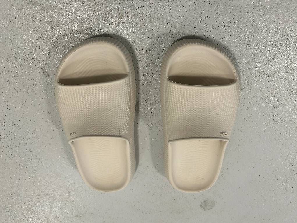 Herrenschuhe: Badelatschen Gr. 35/36 – Gebraucht aus Thalheim an der Thur von Iselisberger