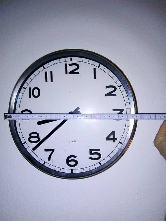 Orologi da terra & Orologi da parete: horloge murale quarz – Usato da Lausanne venduto da Giles33 1