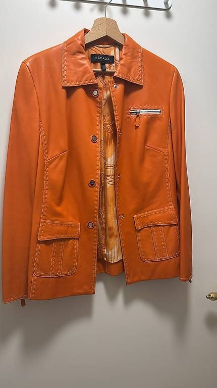 Jacken: ESCADA Lederjacke  – Gebraucht aus Herrliberg von Andreiarodrigues