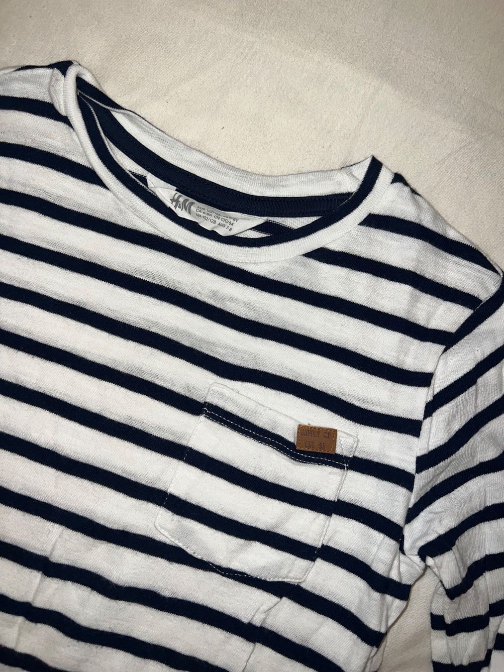 H&M Maglioni & Felpe: H&M SWEATSHIRT GESTREIFT GR 122/128 – Usato da Basel venduto da theo-g77 1