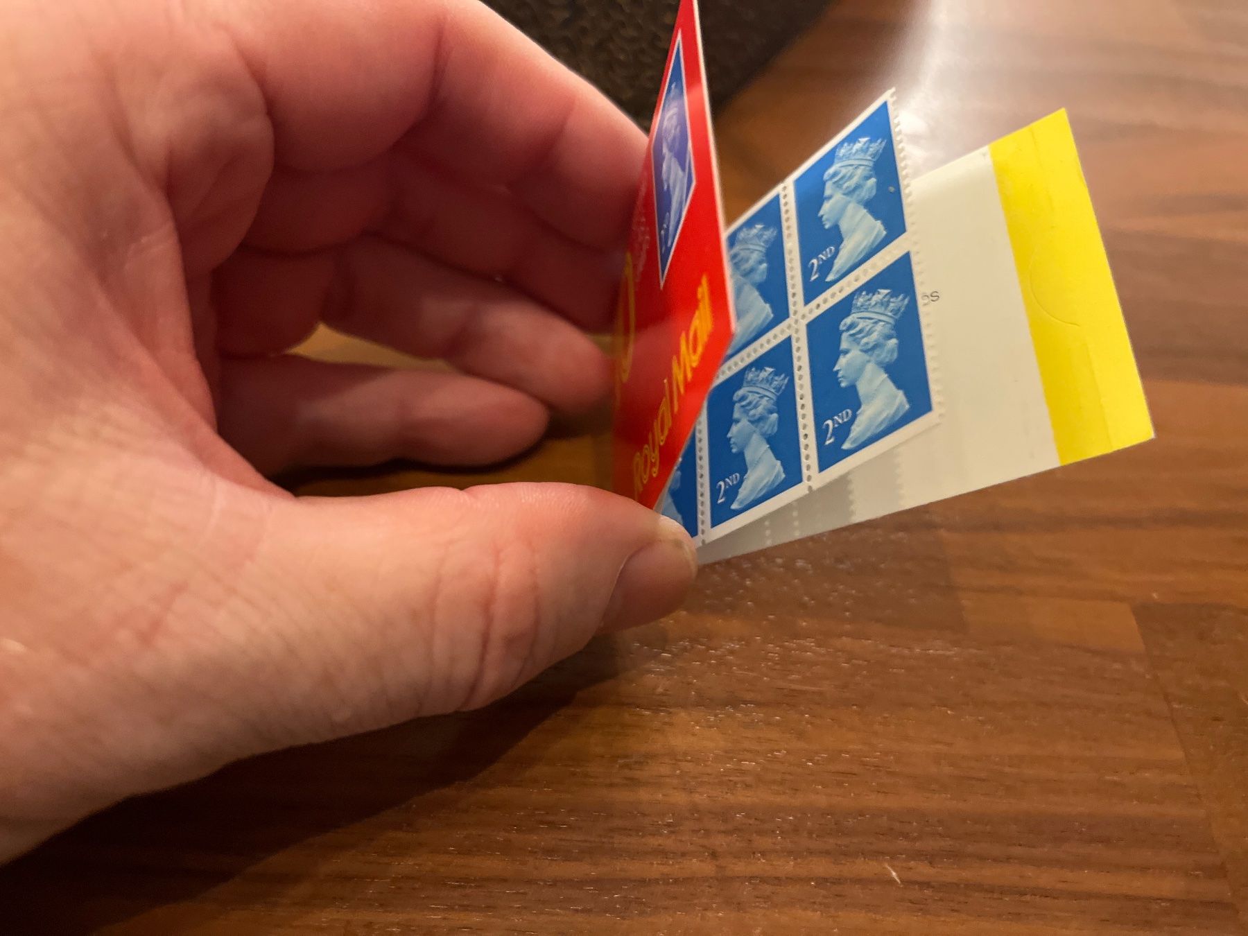 Tutti i francobolli: Royal Mail Second Class Stamp Briefmarken Grossbritannien – Nuovo e nell'imballaggio originale da Zürich venduto da engebrunau 1