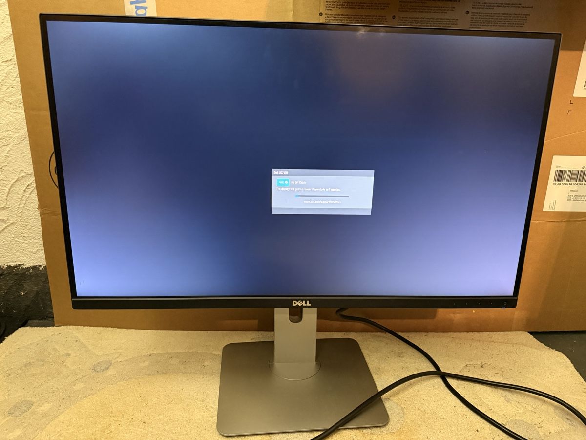 Monitore: Dell U2715H 27” QHD – Gebraucht aus Langnau am Albis von jor_v5c2 1