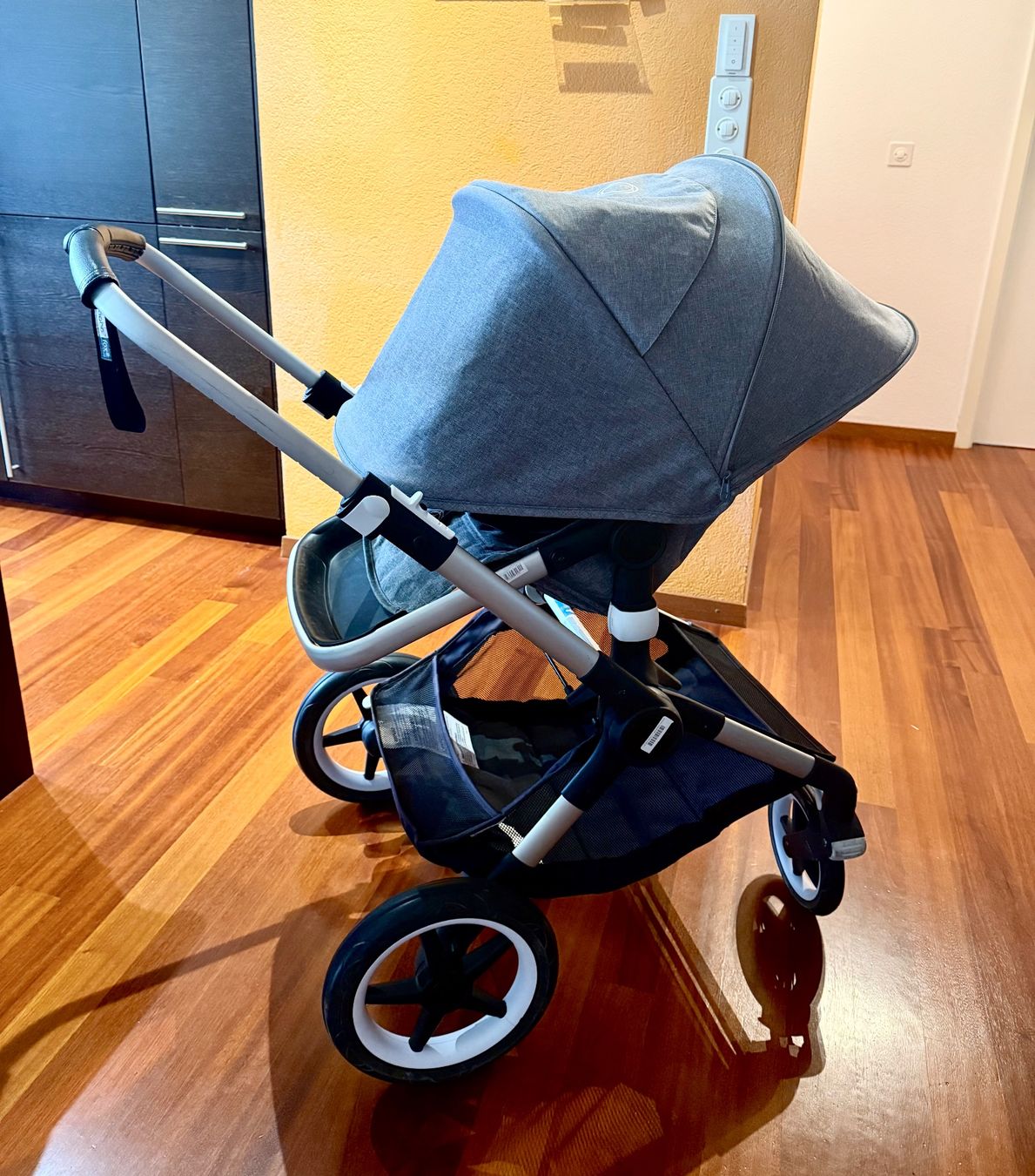 Bugaboo Carrozzine: Poussette Bugaboo Fox2, Kit Complet – Usato da Mont-sur-Lausanne venduto da cit_8xct 2