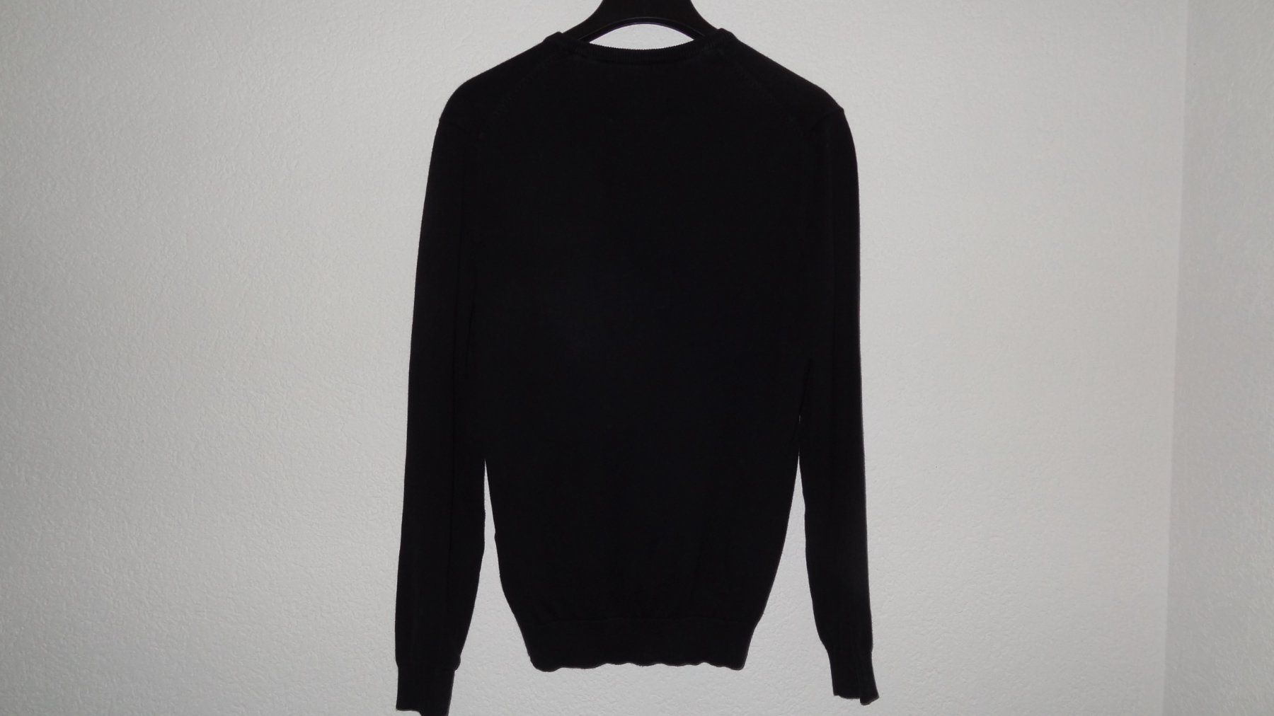 C&A Maglioni & Felpe: Angelo Litrico Herrenpullover mit V-Ausschnitt Grösse M – Usato da Winterthur venduto da Blueedition 3