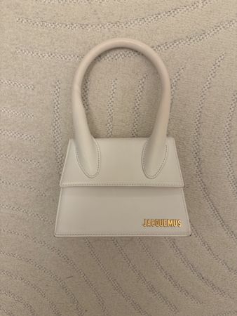 Jacquemus medium Chiquito weiss