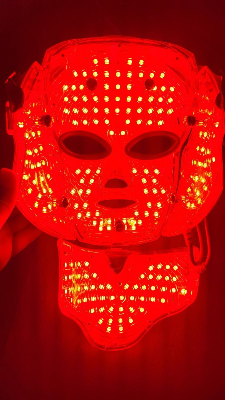 Cura del viso: OPERA LED Face Neck Mask with Galvanic - Professional – Usato da Rüschlikon venduto da nicos8033 8