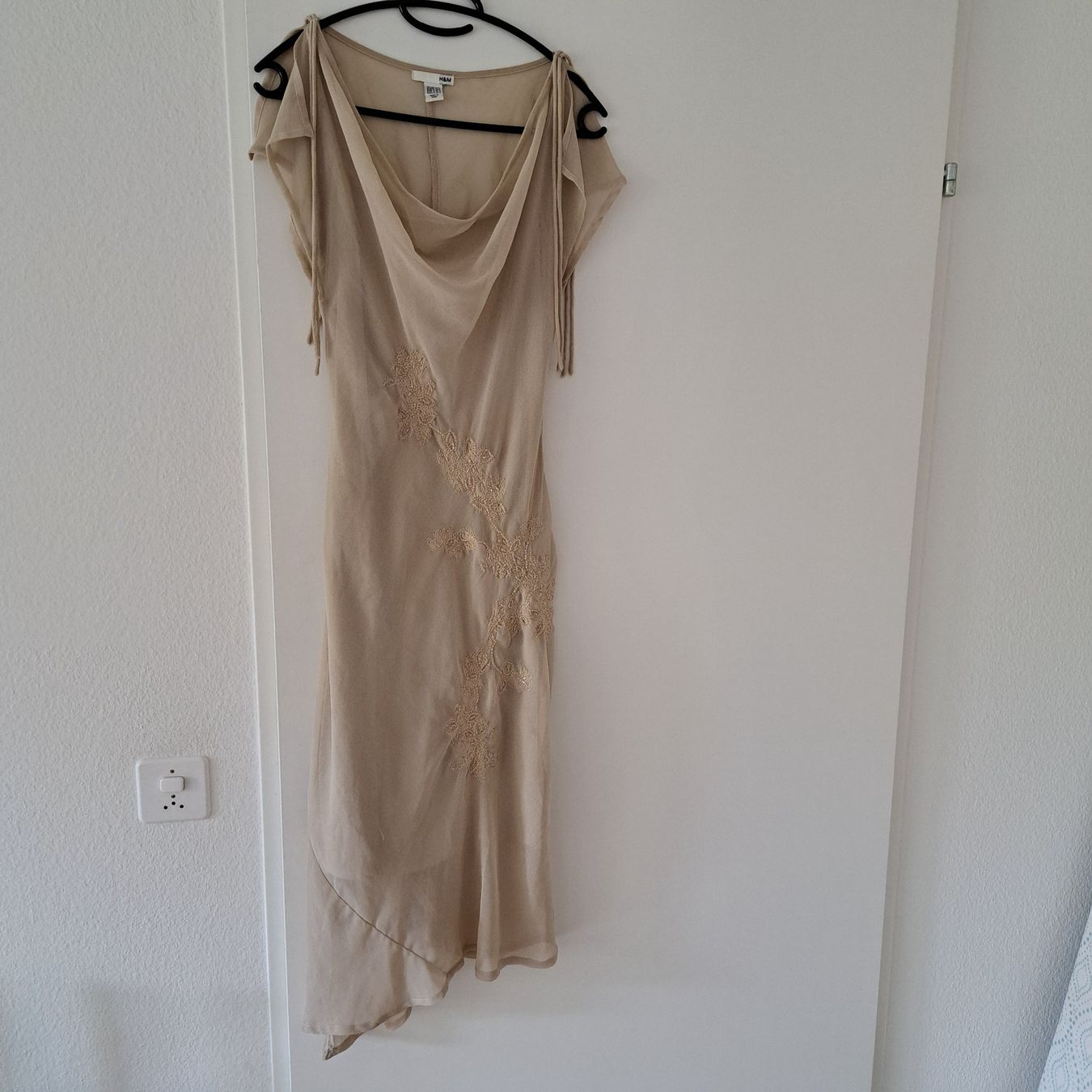H&M Vestiti: Festliches Kleid von H&M – Usato da Grüningen venduto da Tappio