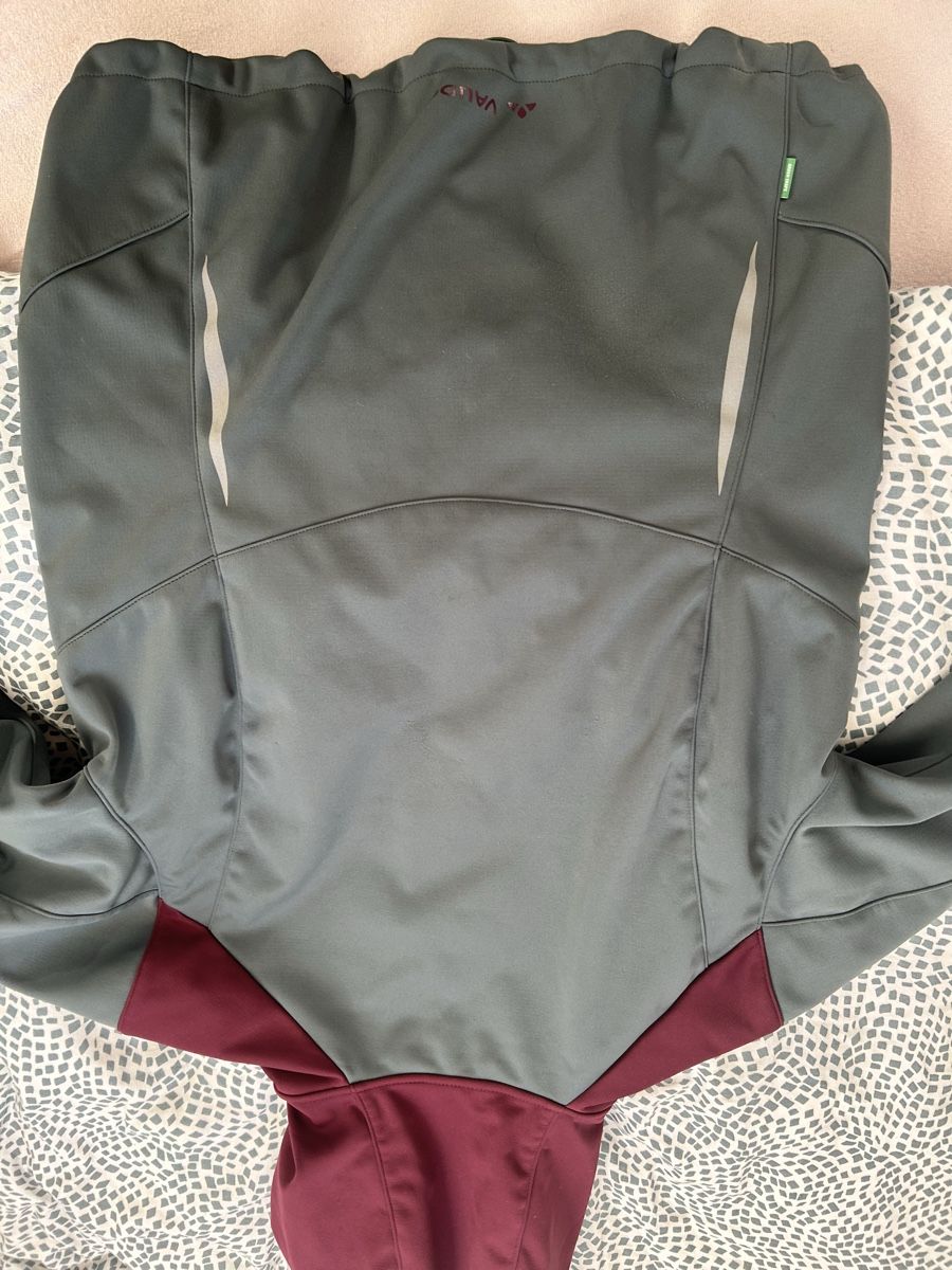 Vaude Giacche: Vaude Softshelljacke Grösse M guter Zustand – Usato da St. Gallen venduto da Pinta_dora 2