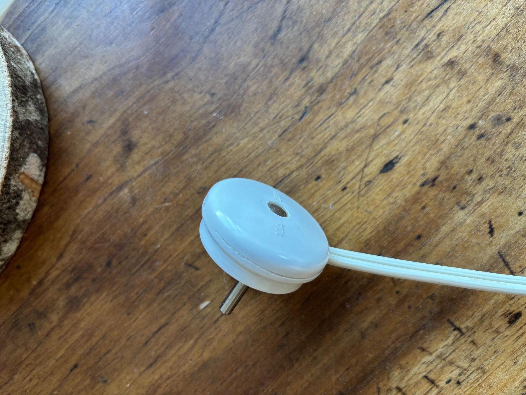 Lampade: Wunderschöne Vintage Tischlampe aus Peddigrohr – Usato da Horgen venduto da uge_pd5p 7