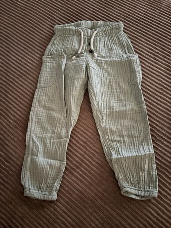 Musselin Hose, Gr. 92, ALANA, Baumwolle, grün