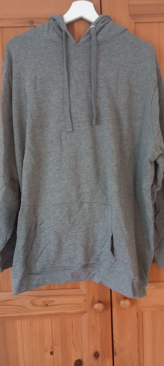 Pulls & Sweat-shirts: 1 pull a capuche  et  longues manches(unisexe) – D'occasion à Miecourt par Marly1 1