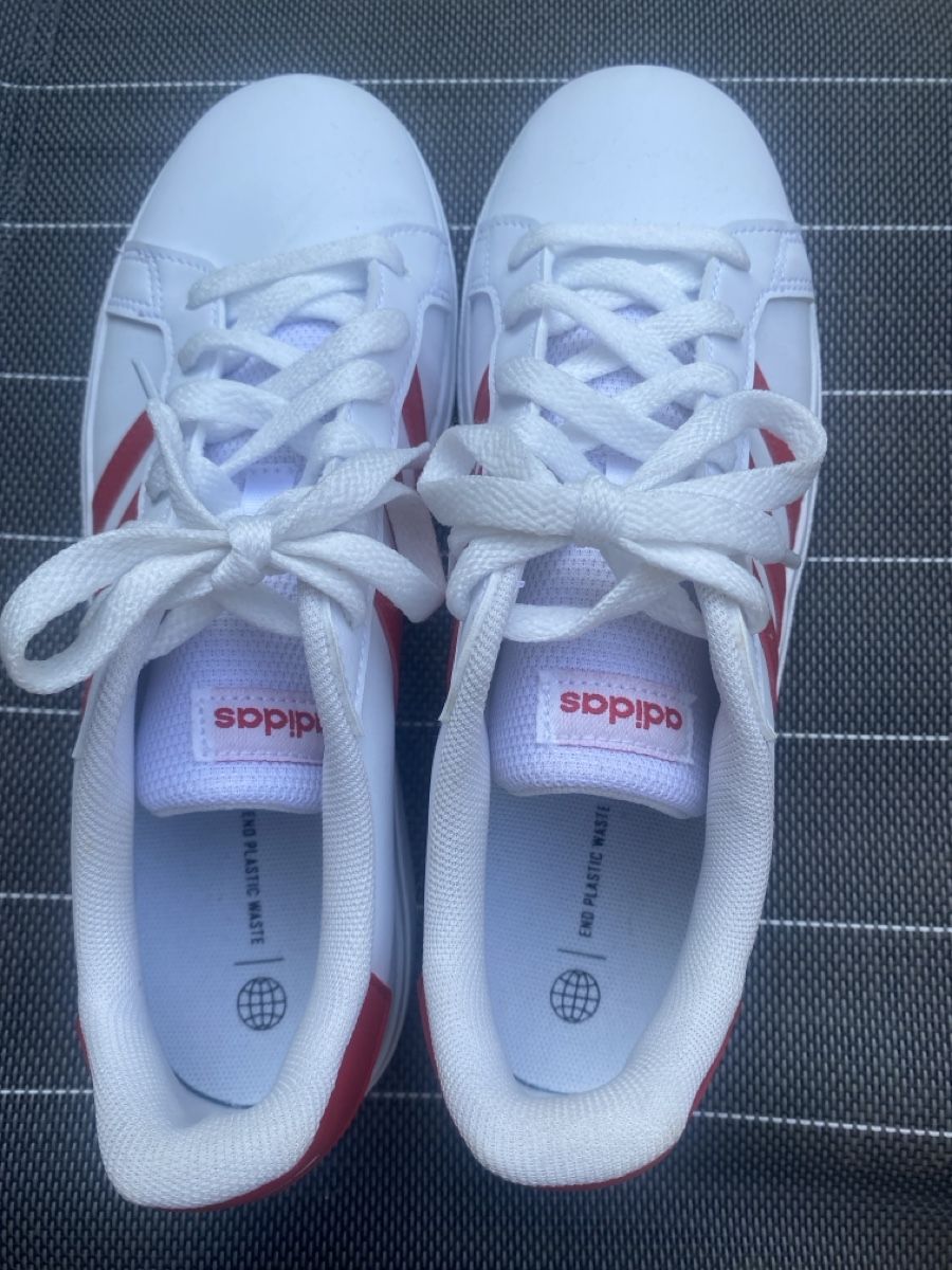 Adidas Herrenschuhe: Adidas Sneaker weiss rot Groesse 38 neu – Gebraucht aus Schaffhausen von purzel51 3