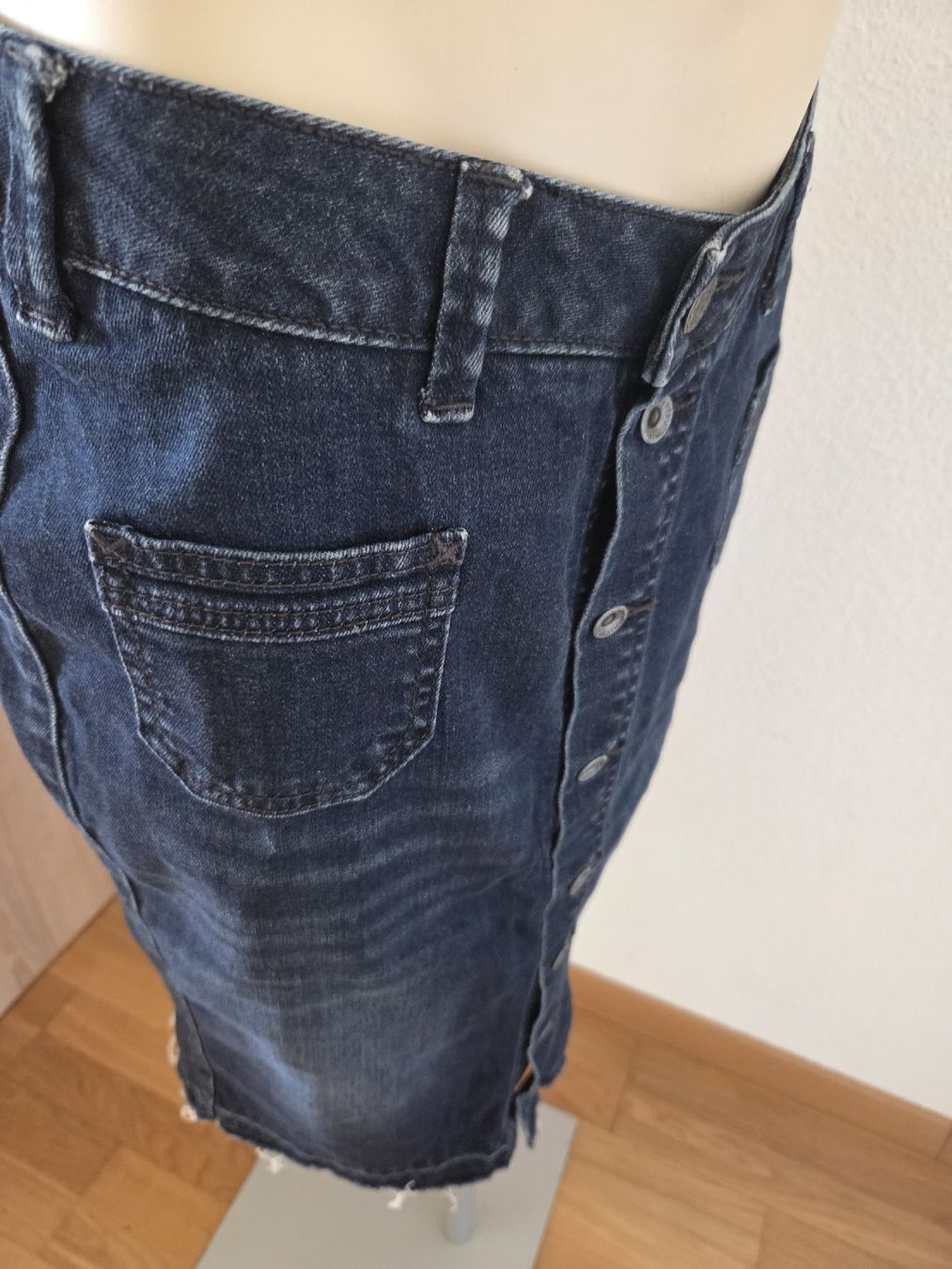 Nile Gonne: Nile Jeansjupe – Usato da Luzern venduto da asmele2 5