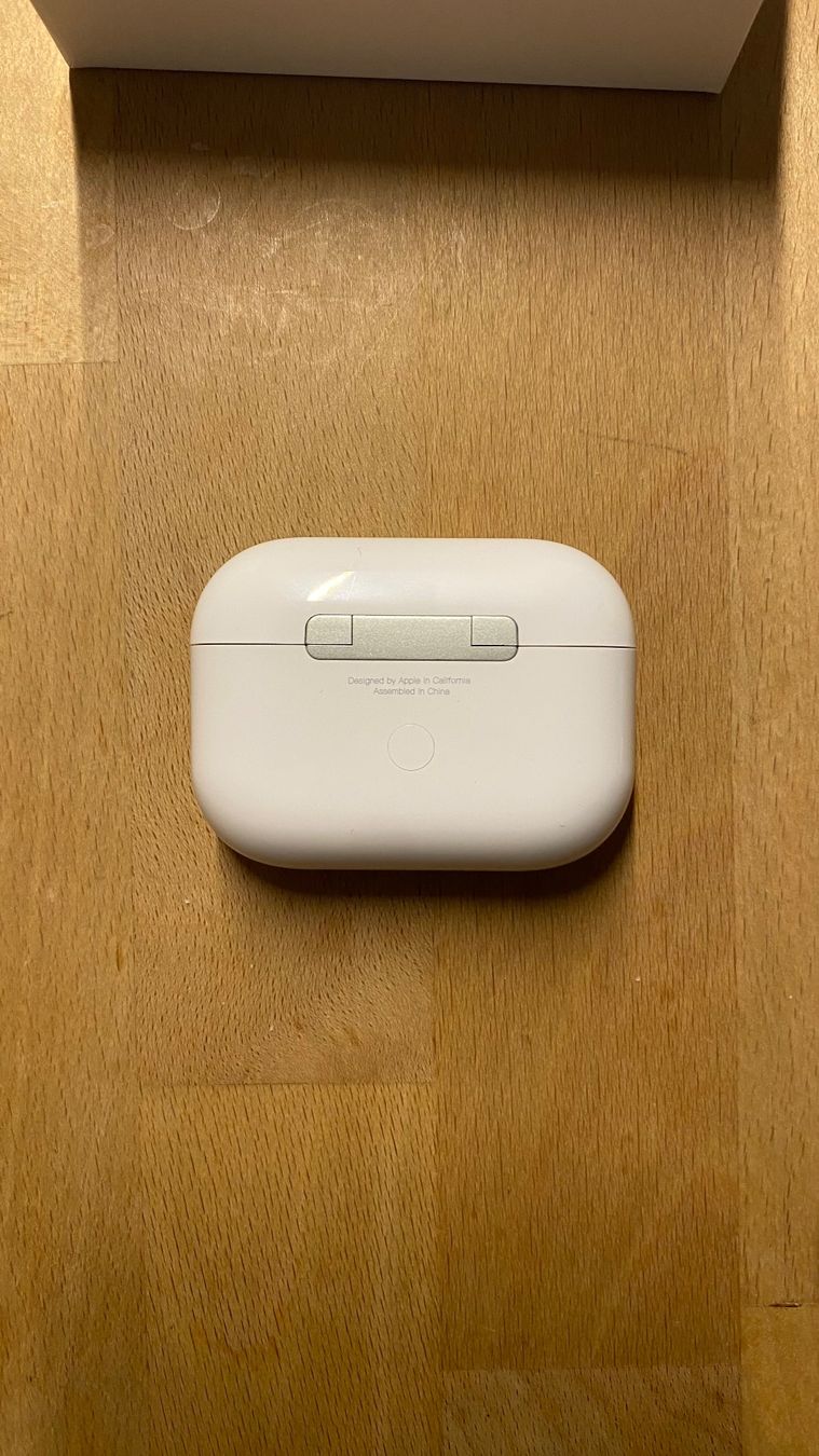 Apple Kopfhörer - Headsets: AirPods Pro 2. Generation – Neu (gemäss Beschreibung) aus Luzerm von  4