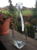 4 Glasflaschen (Vasen)