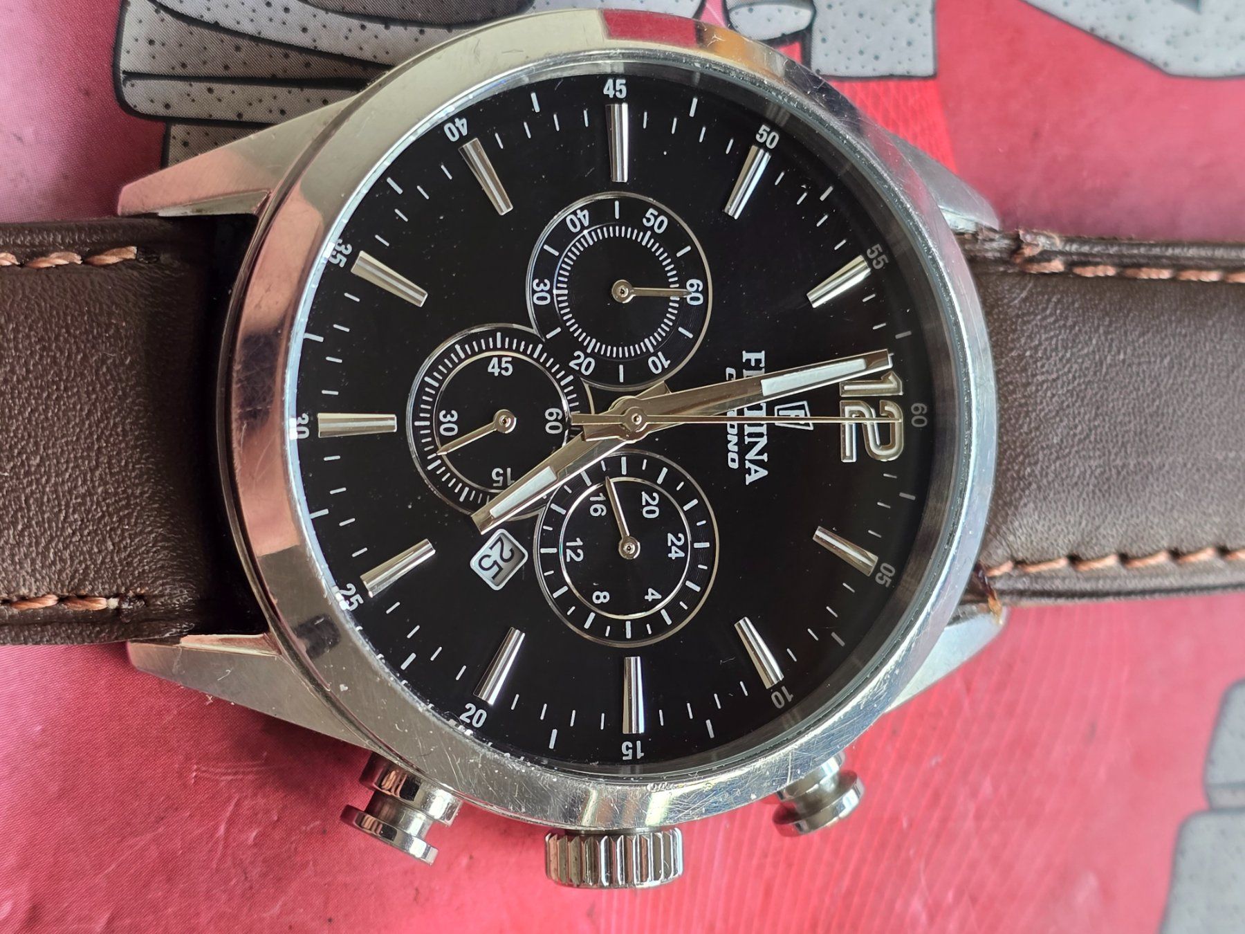 Festina Orologi: 801 Festina Chronograph Worldtimer Jumbo mit Papiere – Usato da Muri AG venduto da Corredor 1