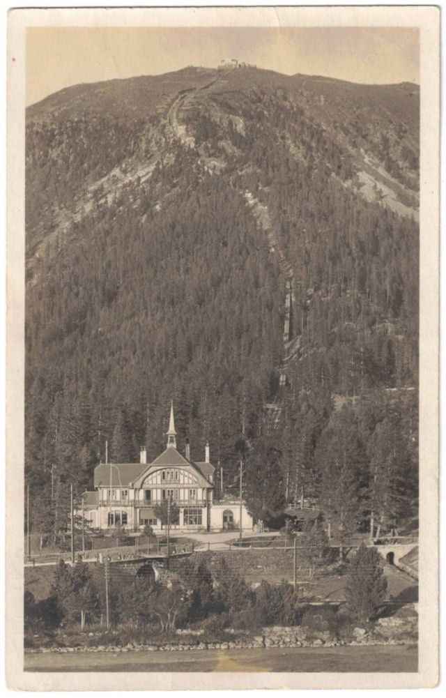 Cartoline postali: St. Moritz - Standseilbahn Muottas Muragl – Usato da Binningen venduto da Mountainrider