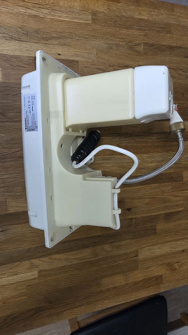 Geberit WC: Geberit Aquaclean Sela, Defekt ,Dusch-WC – Difettoso da Dornach venduto da Ihsan2 4