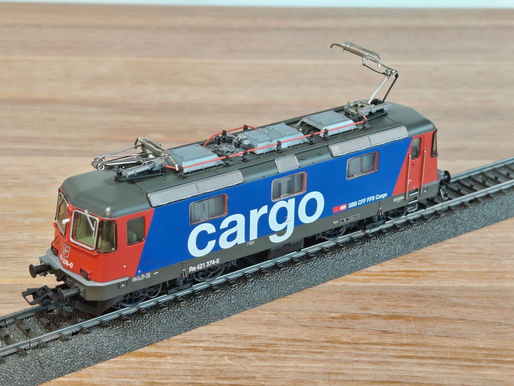 Märklin 29481 / 37345 SBB Cargo Re 421 374-0 H0 AC Digital (Gebraucht ...