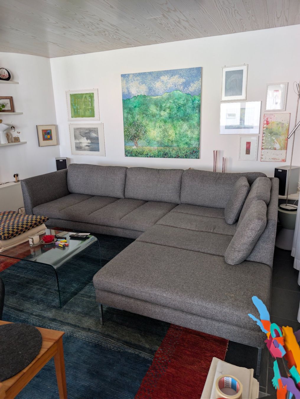 Livique Sofas: Ecksofa rechts graumelierter Stoff – Gebraucht aus Wetzikon ZH von Wiesenmeier 1