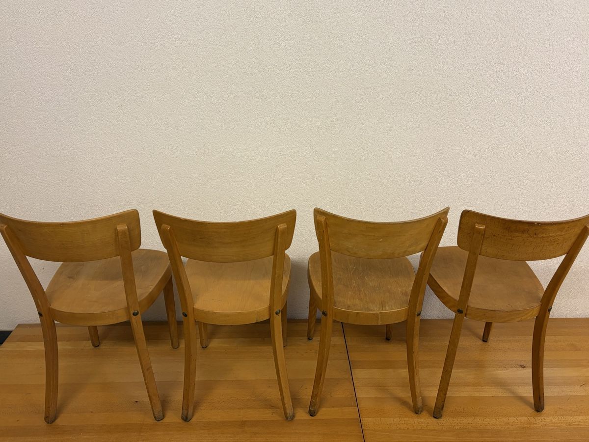 Horgen Glarus Sedie: 4 x Klassische Beizenstühle – Usato da Zunzgen venduto da ZUNZ 2