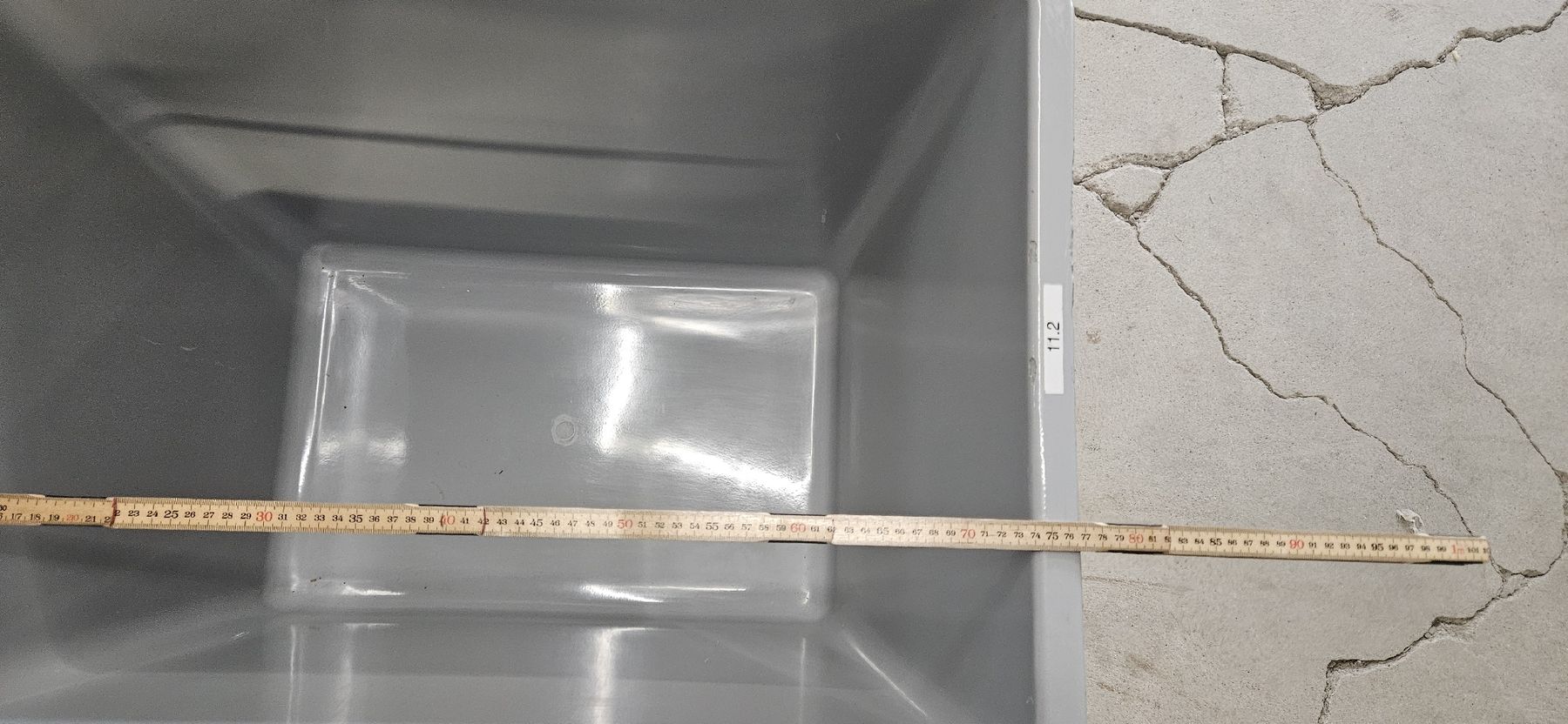Korpus: Graue Behälter mit Rollen 2 Stk. gebraucht – Gebraucht aus Horw von phi_z2qn 3