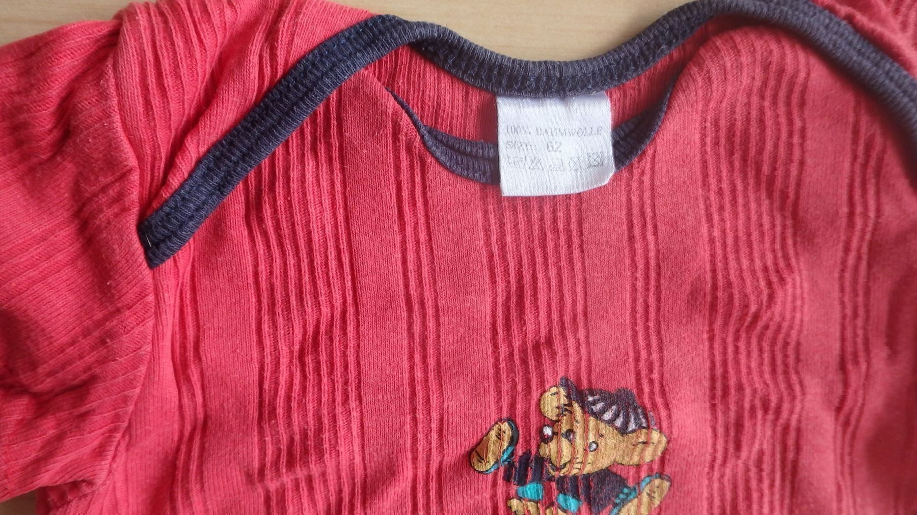 Biancheria intima: rotes Kurzarmbody Gr 62 – Usato da Riehen venduto da India13 1