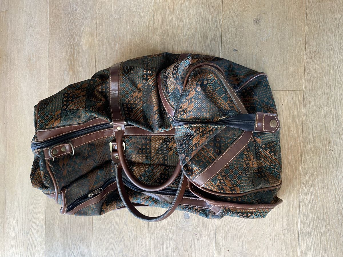 Taschen: Reisetasche CBS gemustert, guter Zustand – Gebraucht aus Embrach von bea_8424 6