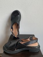 ROBERT CLERGERIE: Edle schwarze Ledersandalen mit Silber, 37