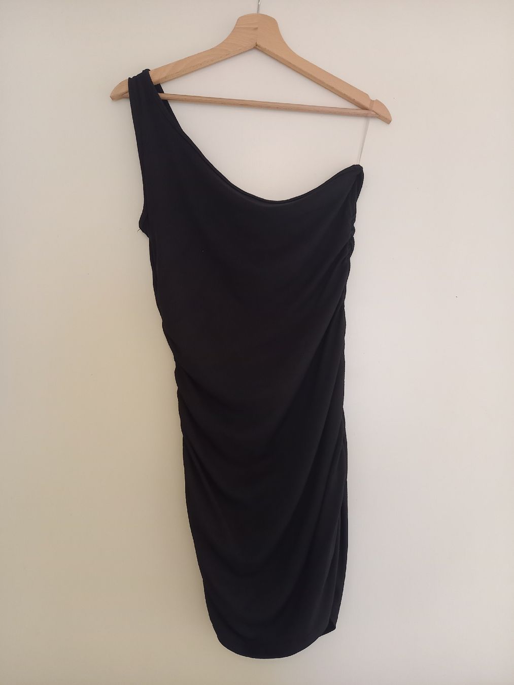 Shein Kleider: Robe one shoulder – Neu (gemäss Beschreibung) aus Courtelary von ana_nt6s