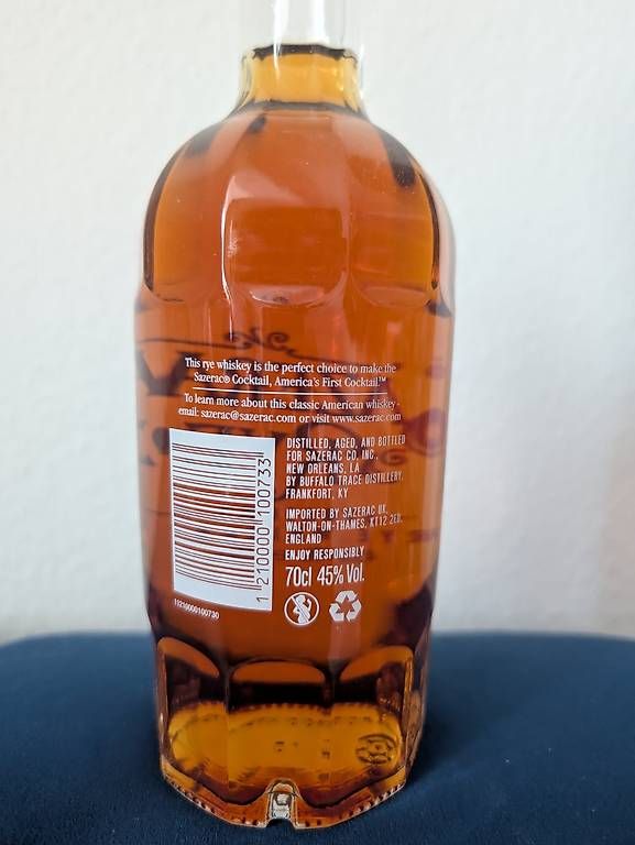 Bevande alcoliche: Sazerac Straight Rye Whiskey 70cl – Usato da Zürich venduto da Drunkometer 1
