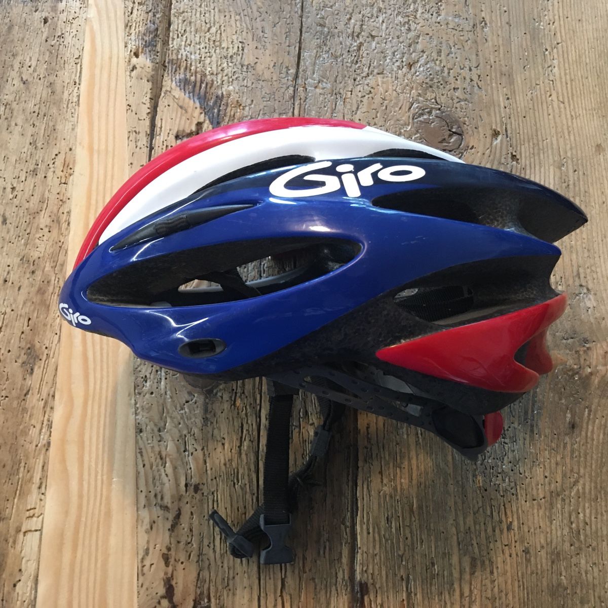 Caschi: Casque Giro – Usato da Porrentruy venduto da Dix8 1