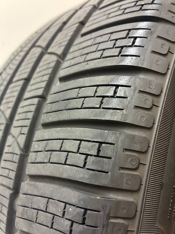 Altro in Scrittura & Disegno: Pirelli Winterreifen 255 35 19 – Usato da Neuenhof venduto da Gt5.Performance_ 2