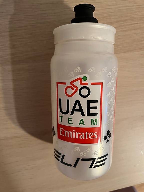 Trinkflaschen & Thermosflaschen: Gourde officielle de léquipe UAE 2026 – Gebraucht aus St-Légier-Chiésaz von zmut72 2