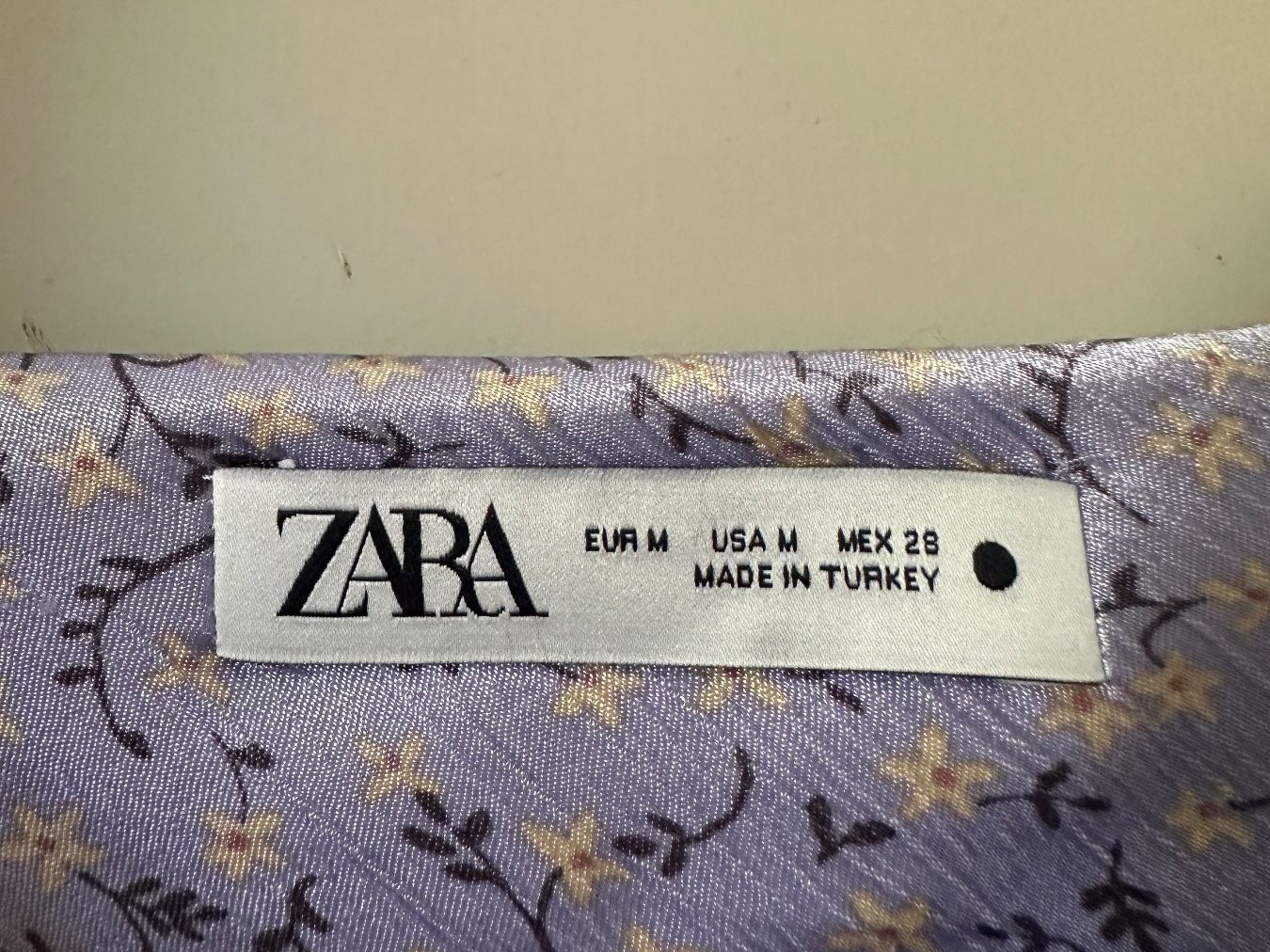 Zara Vestiti: Vintage Silk Dress Gr. M – Nuovo (secondo la descrizione) da Langenthal venduto da fab_7q2r 2