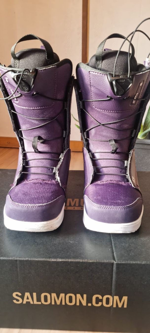 Salomon Scarpe da donna: Snowboard Boots SALOMON – Usato da Susten venduto da and_8blr
