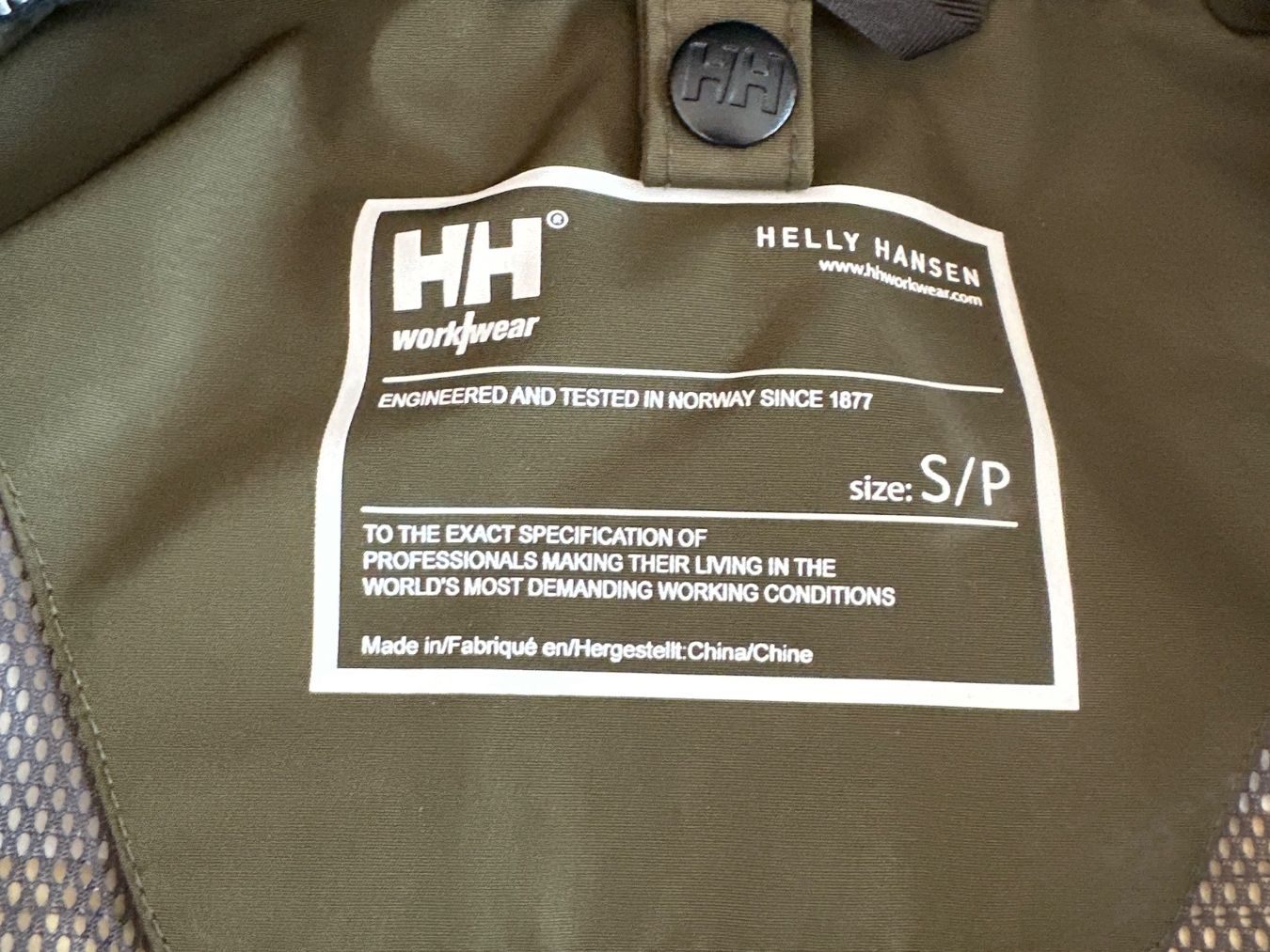 Helly Hansen Jacken: Regenjacke Helly Hansen – Gebraucht aus Marbach LU von sand003 1
