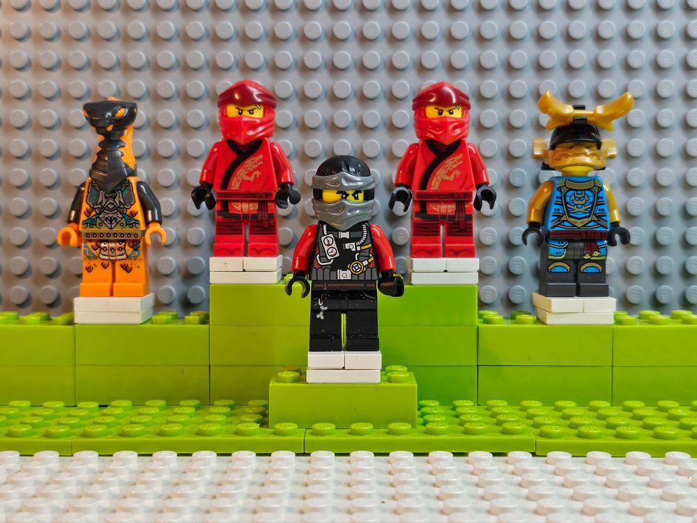 5 Lego-Minifiguren, Original oder viel Eigenkreation Ninjago | Kaufen ...