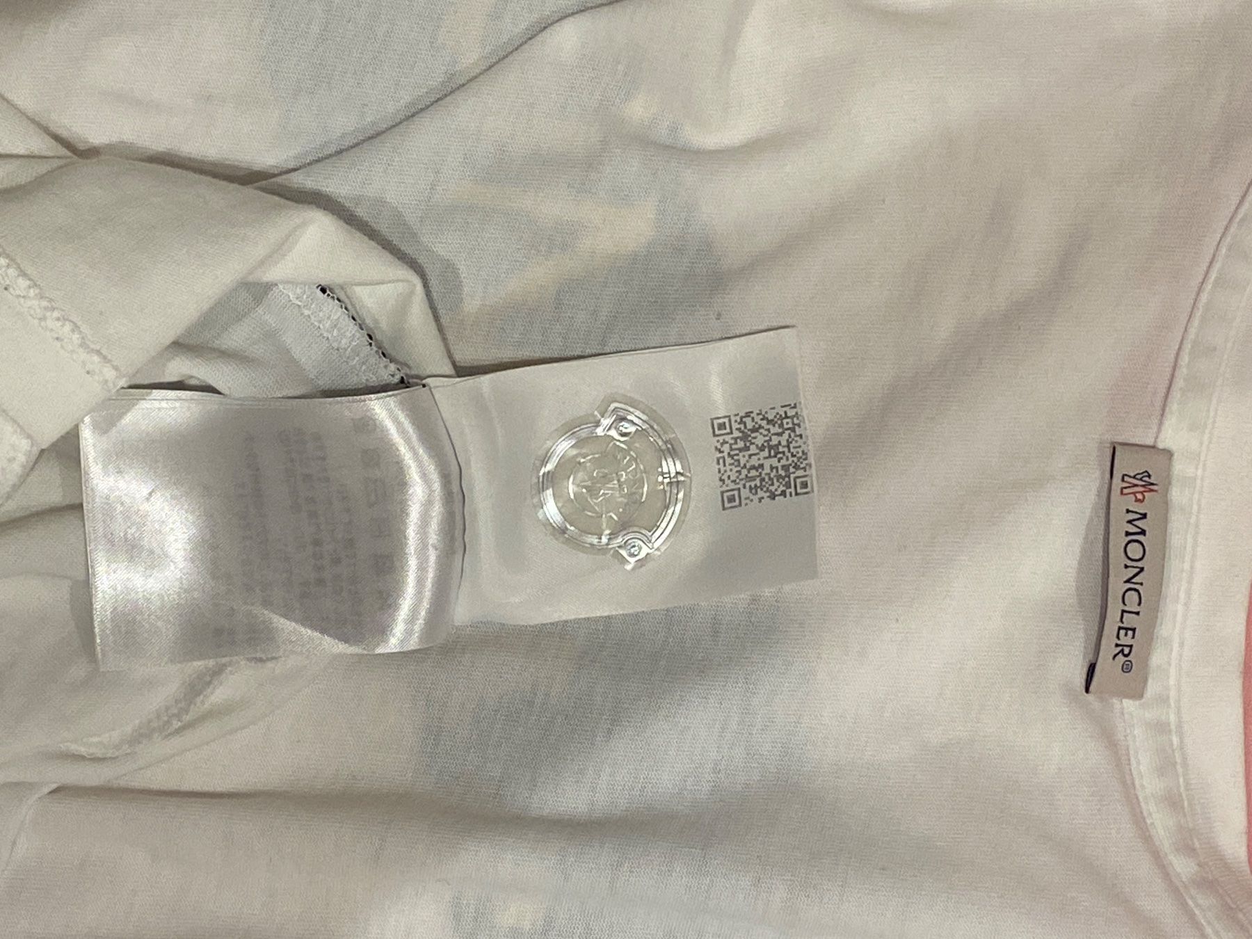 Moncler T-shirt: Moncler original Damen t Shirt – Nuovo (secondo la descrizione) da Liestal venduto da Goldart 4