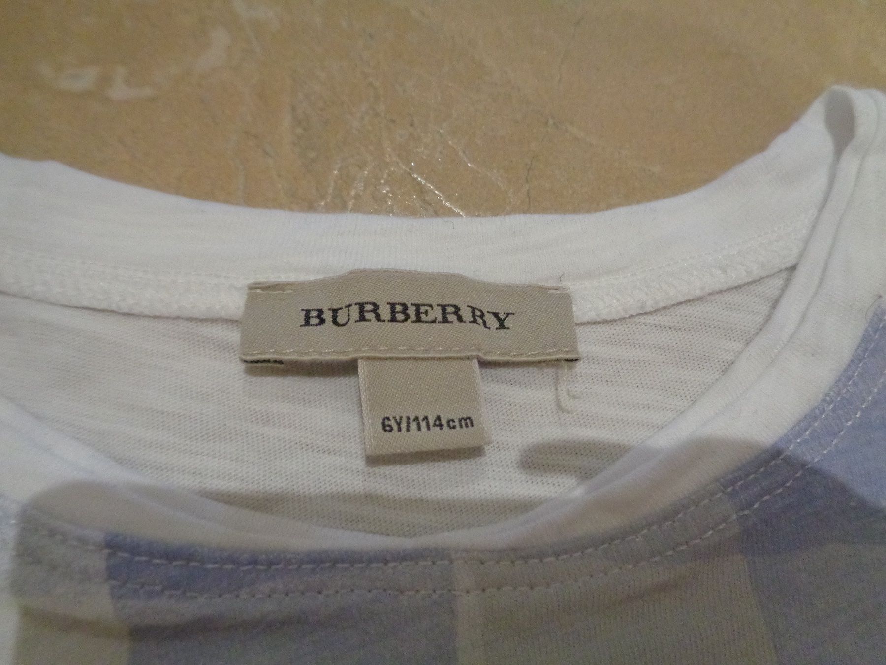 Burberry Blouses, T-shirts & Tops: Burberry NWT Shirt, 6J 116 – Neuf (Voir description) à Klingnau par Markus14 2