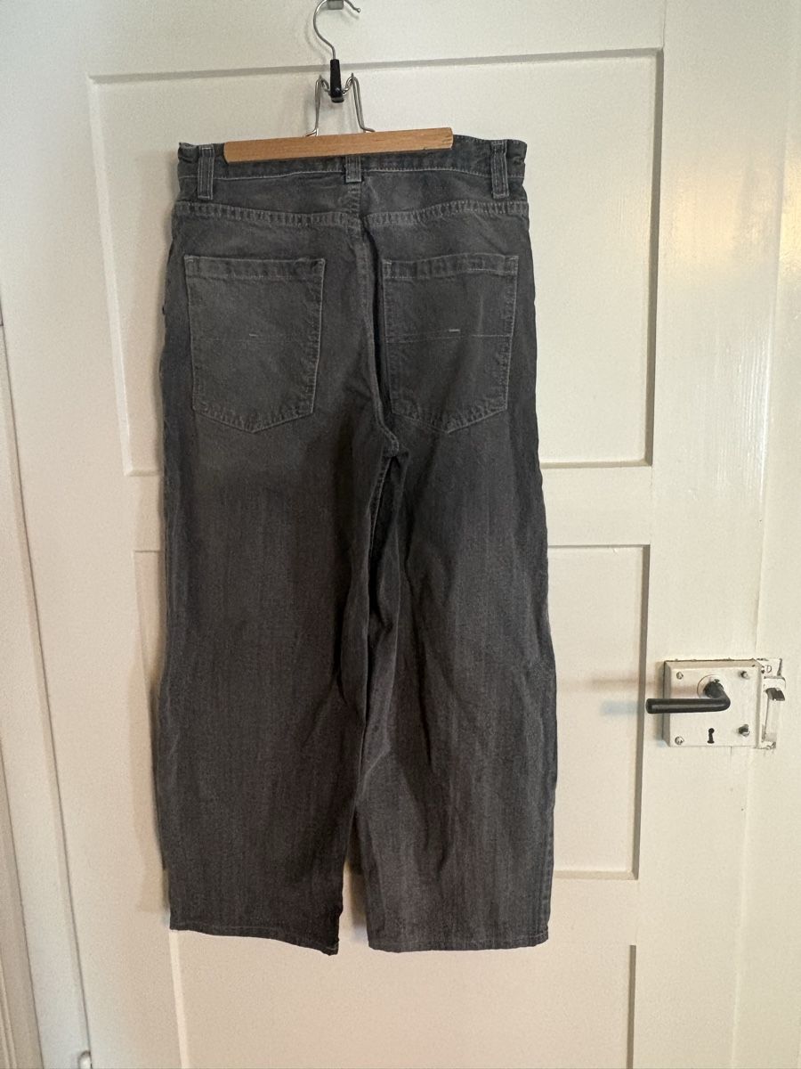 Bershka Jeans: Weite Jeans von BERSHKA Gr. 36 – Usato da Schwerzenbach venduto da frauminze 1