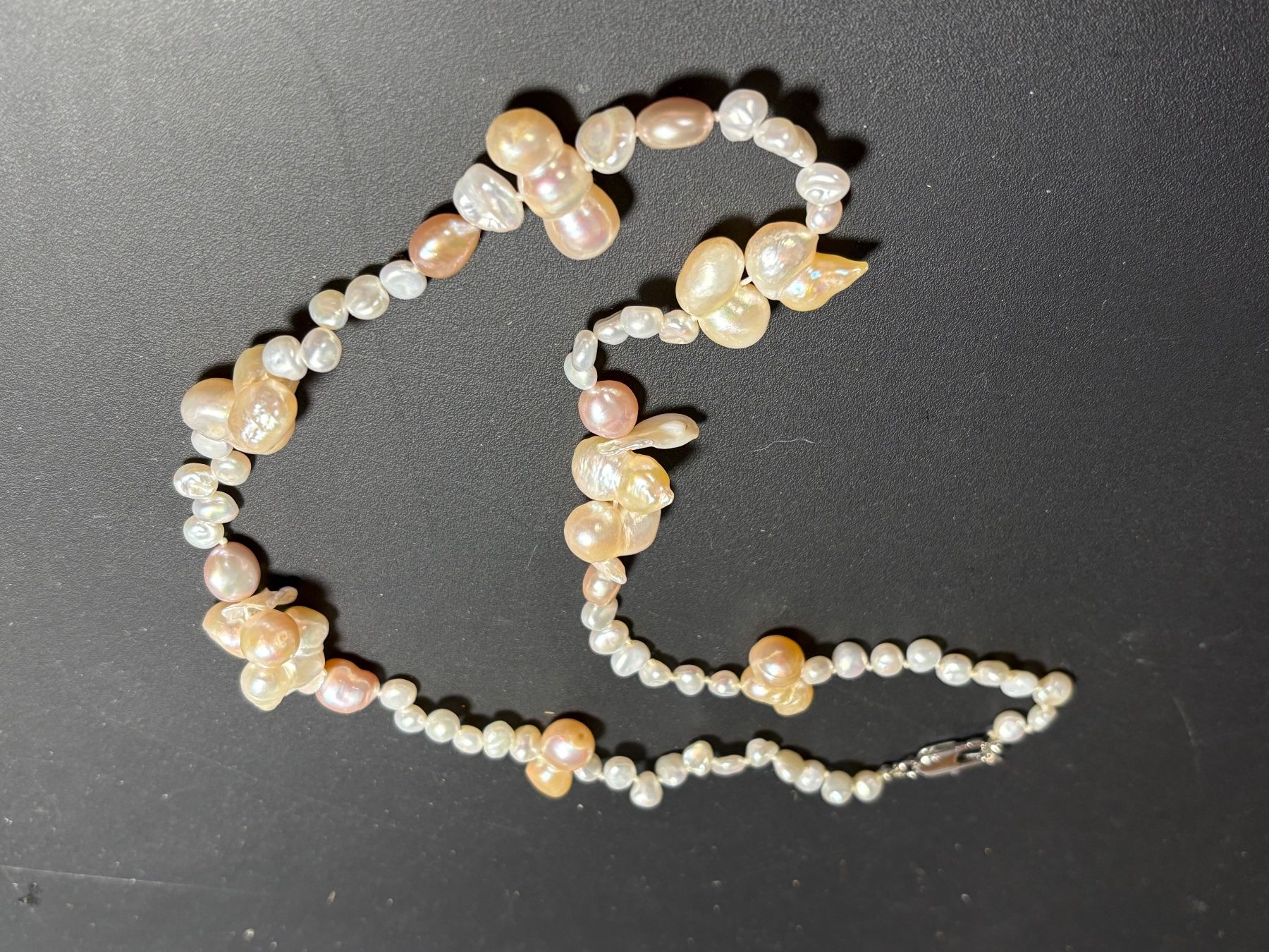 Catenine: Wunderschöne echte Perlenkette – Usato da St. Peterzell venduto da verena40